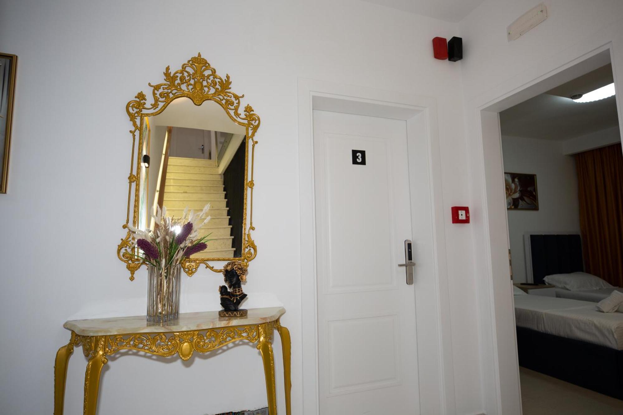 Hotel Frekel Yzberishti