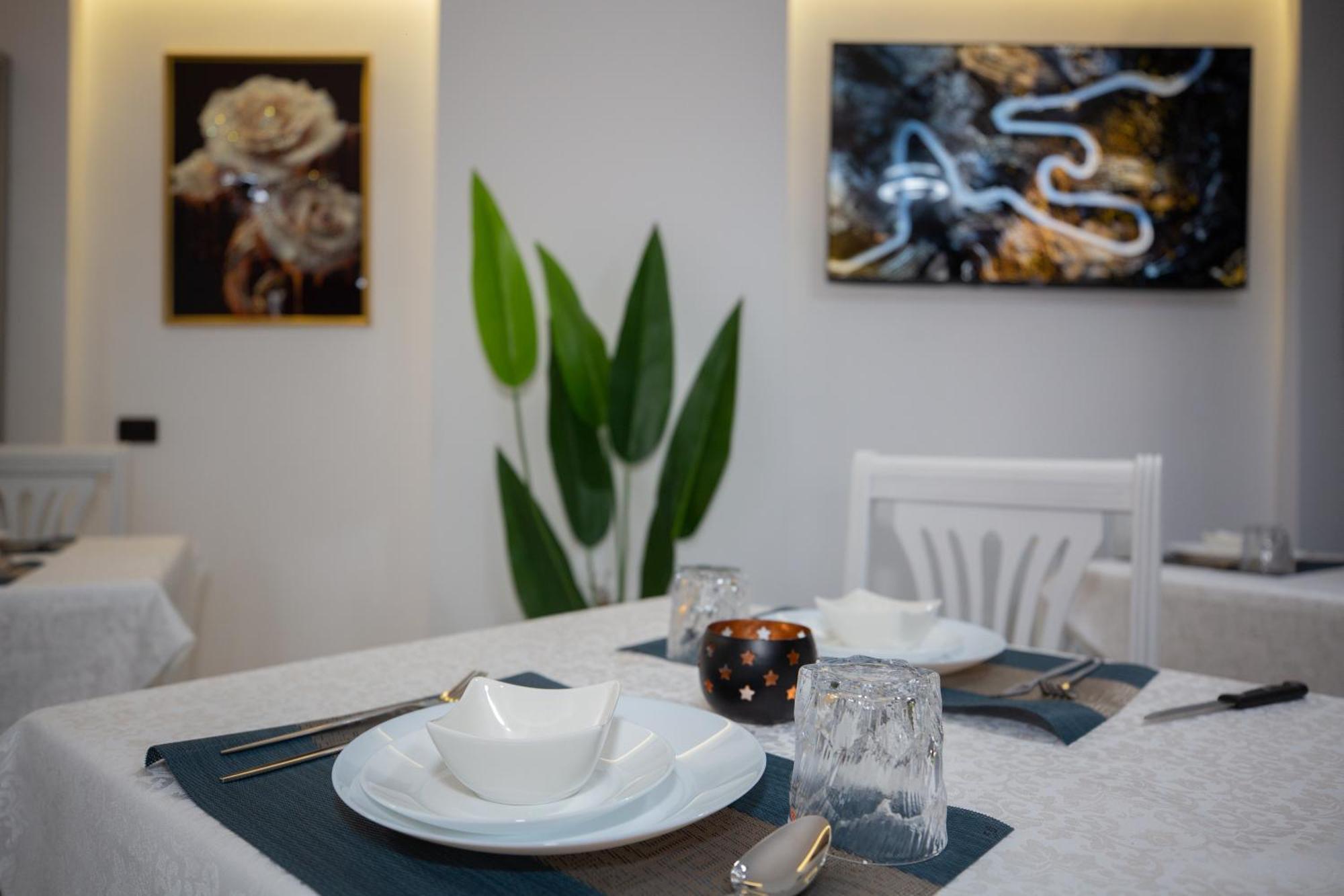 Frekel Hotel 3*