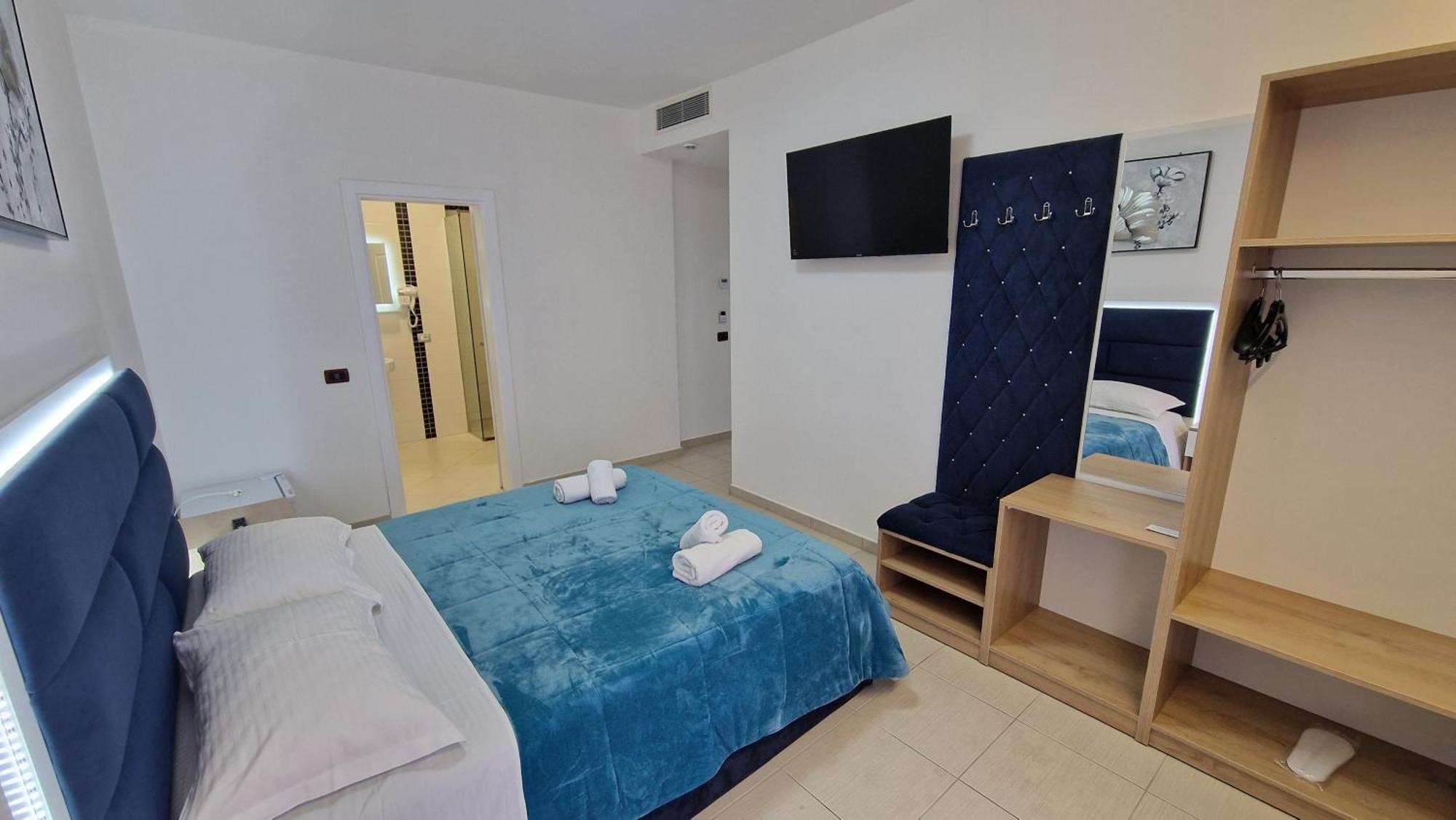 Frekel Hotel Yzberishti